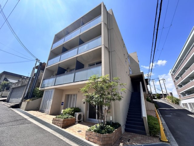 ＲＥーＳＯＵＬ奈良富雄