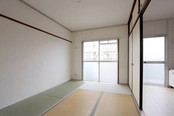 ビレッジハウス志染13号棟の居間・リビング|ビレッジハウスの同一物件・同一タイプの間取りの写真です