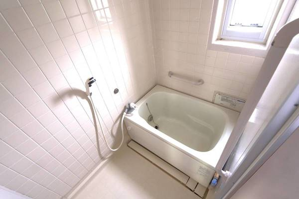 ビレッジハウス志染13号棟の浴室|ビレッジハウスの同一物件・同一タイプの間取りの写真です