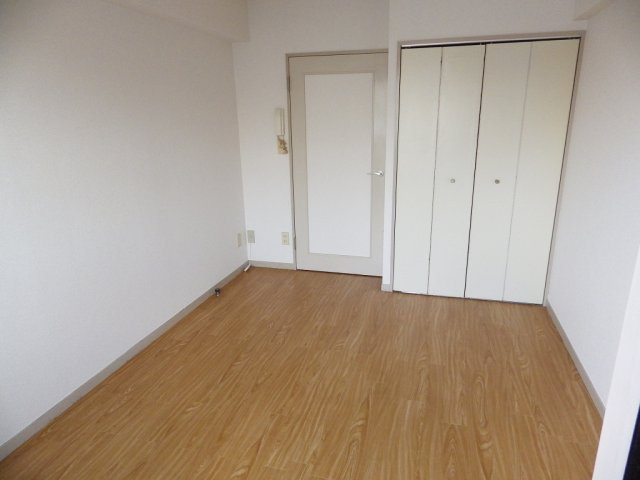 セブンスターハイツ千駄木の洋室