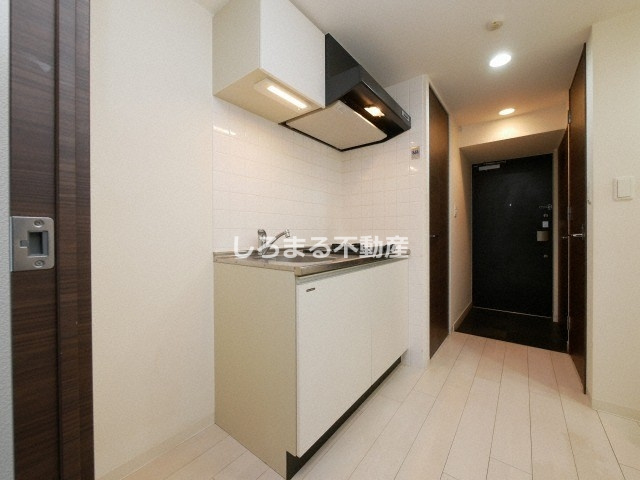 ララプレイスＯＳＡＫＡ　ＷＥＳＴ　ＰＲＩＭＥのキッチン