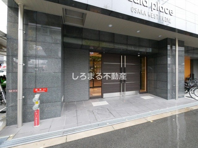 ララプレイスＯＳＡＫＡ　ＷＥＳＴ　ＰＲＩＭＥのエントランス