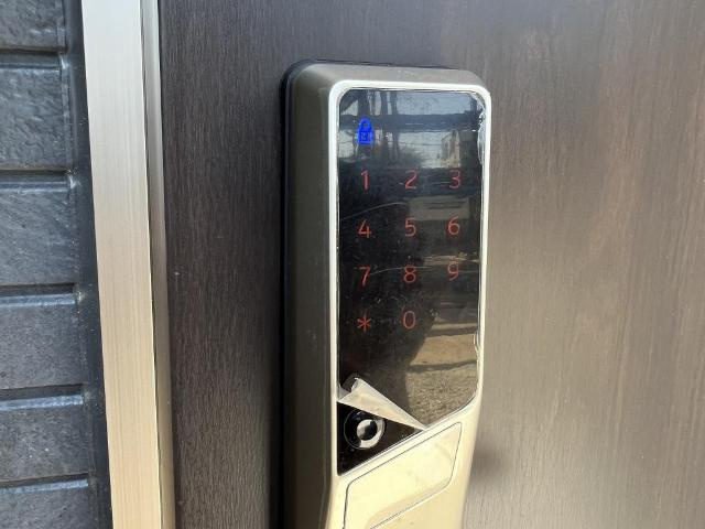 レオンの内装|電子キー