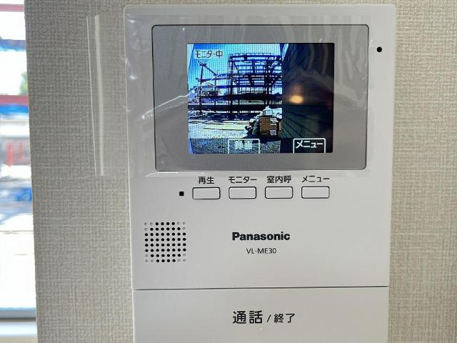 レオンの内装|カメラ付インターホン