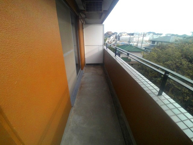 セラーン朝霧のバルコニー