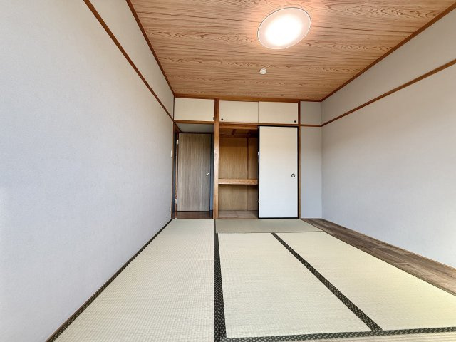 セブンスターマンション御器所の和室