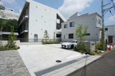 【駐車場】 | ヴィアソーレイツキ | ヴィアソーレイツキ 103号-14