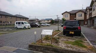 【駐車場】 | キャッスル　ヴィラ | 平面式の駐車場です