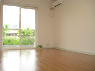 【設備】 | メゾン・ボンヌール |  【メゾン・ボンヌール】エアコン付きですよ～＾＾