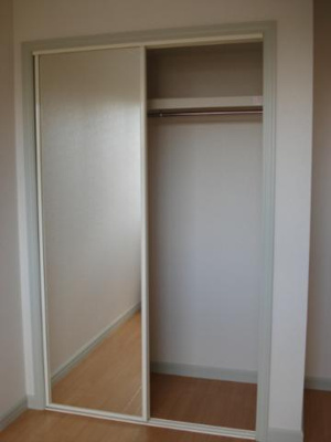 【洋室】 | メゾン・ボンヌール |  【メゾン・ボンヌール】鏡付きクローゼット