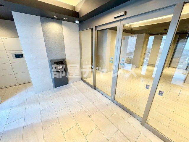 アドバンス名古屋アウリィのエントランス