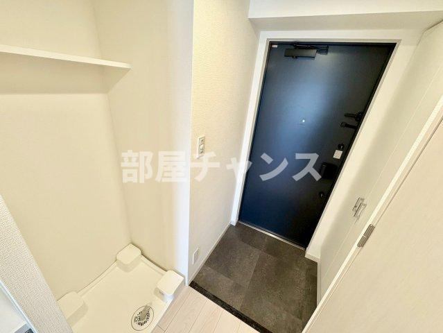 アドバンス名古屋アウリィの玄関