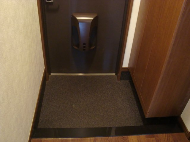 ラ・ポワールの玄関|玄関