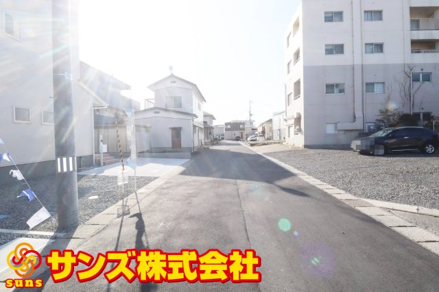 郡山市安積荒井３丁目　　　２号棟　　　安積第1小学校、安積中学区　の居間・リビング