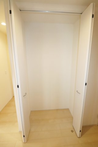 郡山市安積荒井３丁目　　　２号棟　　　安積第1小学校、安積中学区　の収納