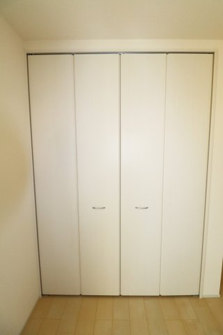 郡山市安積荒井３丁目　　　２号棟　　　安積第1小学校、安積中学区　の収納