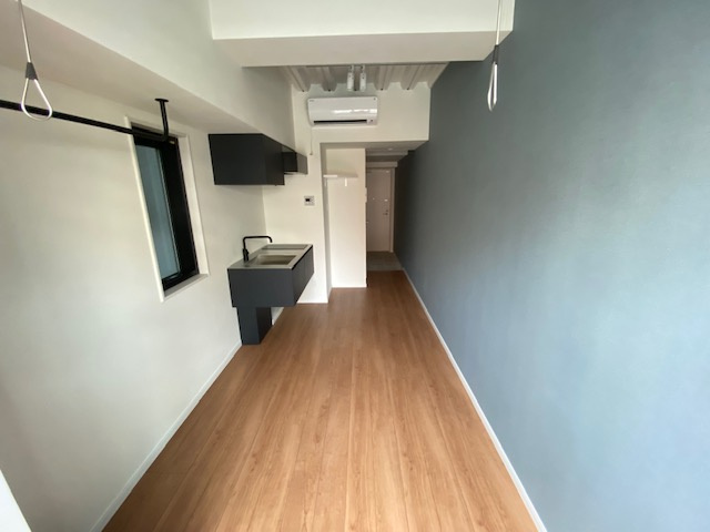 TOYO-ICHI APARTMENT.の居間・リビング