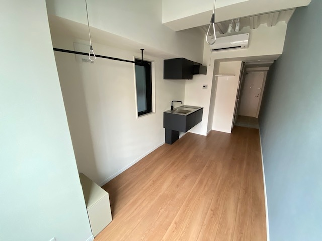 TOYO-ICHI APARTMENT.の居間・リビング