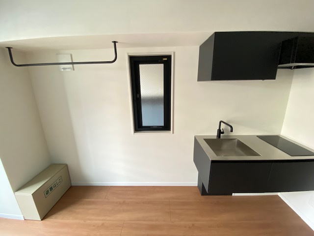 TOYO-ICHI APARTMENT.の居間・リビング