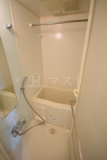 インザグレイス天神橋の浴室