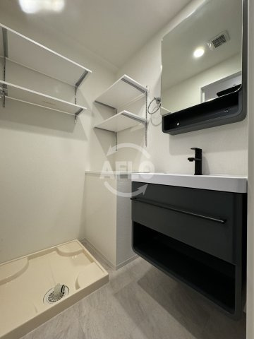 セレニテ難波リアンの独立洗面台|セレニテ難波リアン　洗面所