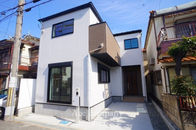 【外観】 | 八尾市南本町9丁目 | 【新築完成済み☆】ローン返済目安：月々約93806円（頭金0円、変動金利0.875％、返済期間40年、ボーナス払い無しで試算しています）