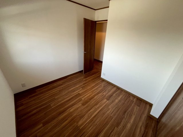 神戸市灘区都通２丁目の賃貸マンションの居間・リビング