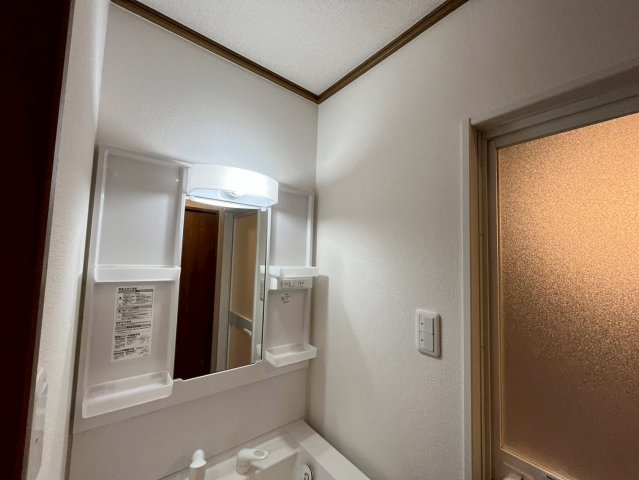 神戸市灘区都通２丁目の賃貸マンションの内装