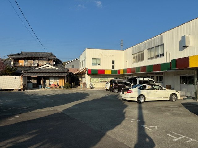 上津事務所の外観