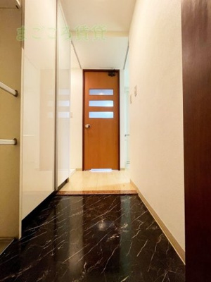 【玄関】 | コンソラーレ土佐堀