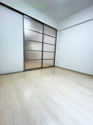 【洋室】 | コンソラーレ土佐堀