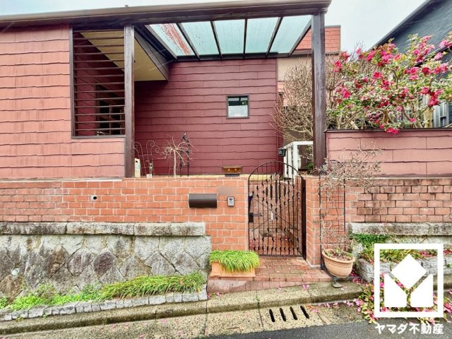 宇治市明星町３丁目の玄関