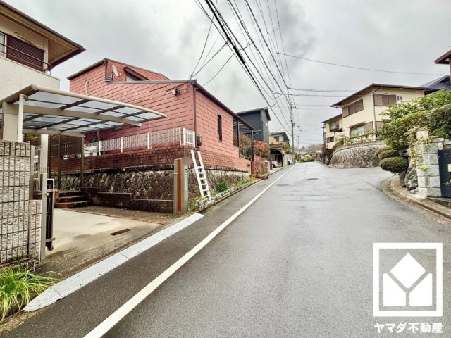 宇治市明星町３丁目の前面道路含む現地写真
