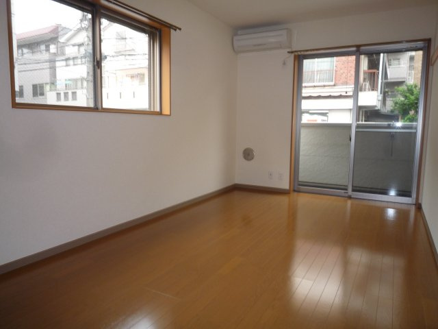 スペース・アイの居間・リビング