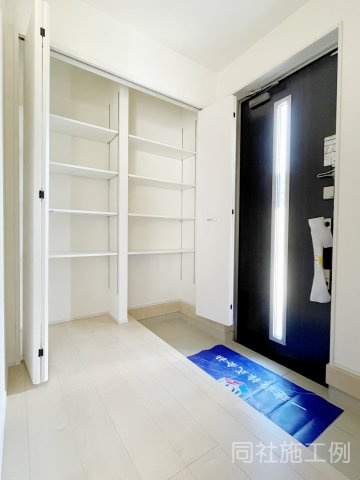 新築戸建・新築建売　郡山市安積荒井3丁目第2　安積第一小・安積中の玄関