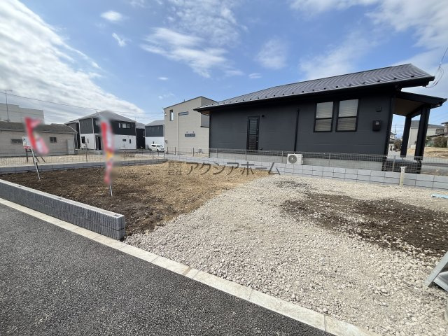 飯能市岩沢・全1棟　新築一戸建　～北東角地～の外観|2026年3月6日撮影