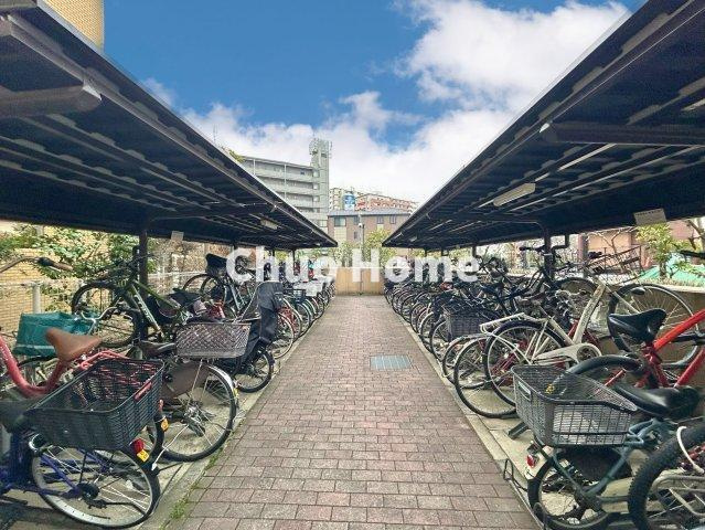 プランヴェールEXサザンウイングの駐輪場|【自転車置き場】最新の空き状況や費用などの詳細は担当スタッフまでお問い合わせください。