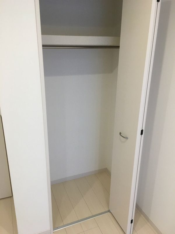 リブリ・deuxSoleil中里の収納