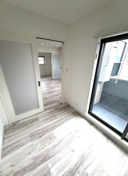 ｉｌｕｓｉｏｎ新瑞橋の居間・リビング