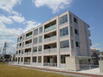 Ｕｎ　ｈｏｍｍｅ（アンノーム）の画像