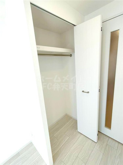 【収納】 | エスリード弁天町クレール | たっぷりとした収納スペースです