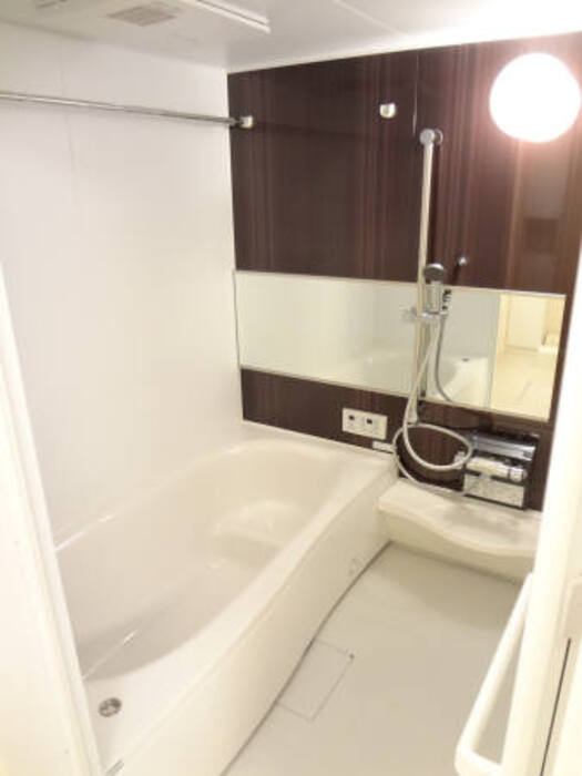 フェリーチェ中山の浴室