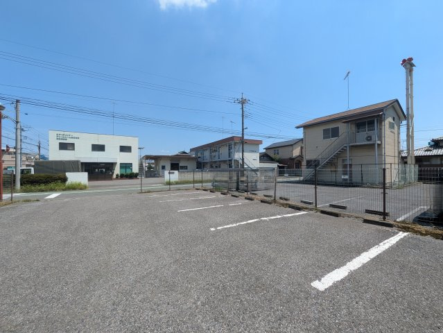 太田リッチコンドミニアムの駐車場