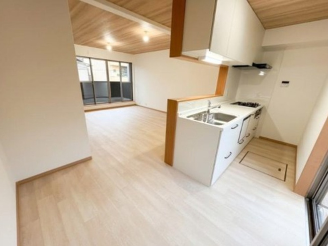 【居間・リビング】 | 山科区西野楳本町　中古戸建