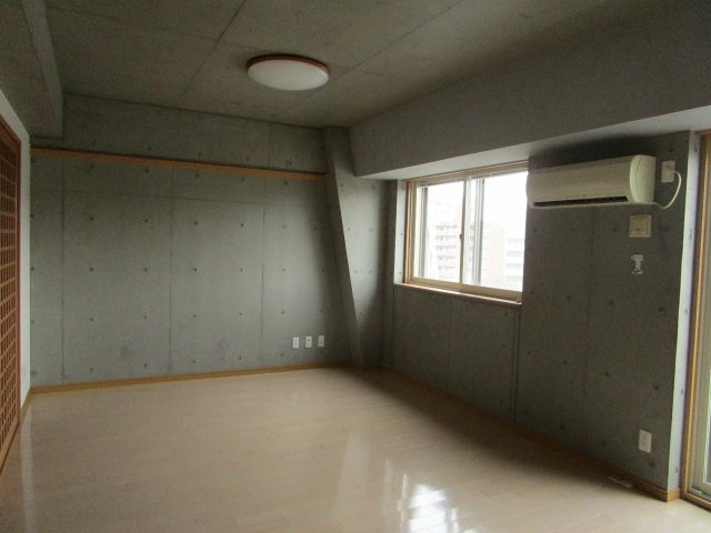 【居間・リビング】 | ASレジデンス材木町 | おしゃれな居間です