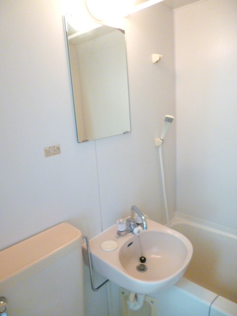 Ｋ和泉ビルの洗面所|★綺麗な水周りです★