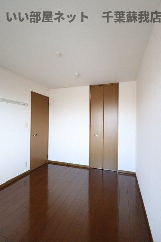 セジュール山の根の洋室|明るい洋室です