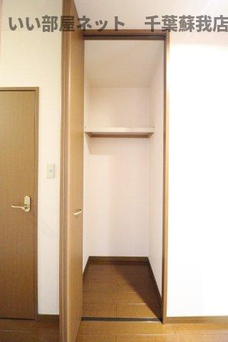 セジュール山の根の収納|小物を収納するのに便利です