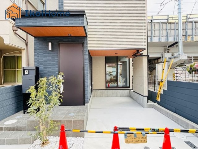 神戸市西区池上1丁目　新築戸建の駐車場|●年中無休：当日予約可●駐車スペース1台可能！EVコンセント付きで便利です！