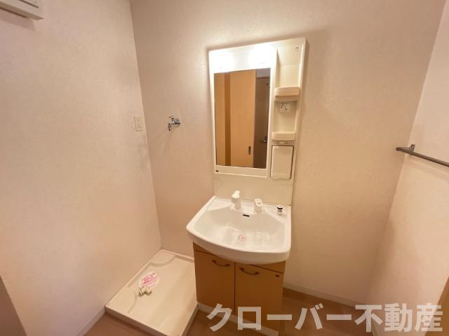 アルルの洗面所|洗髪洗面化粧台